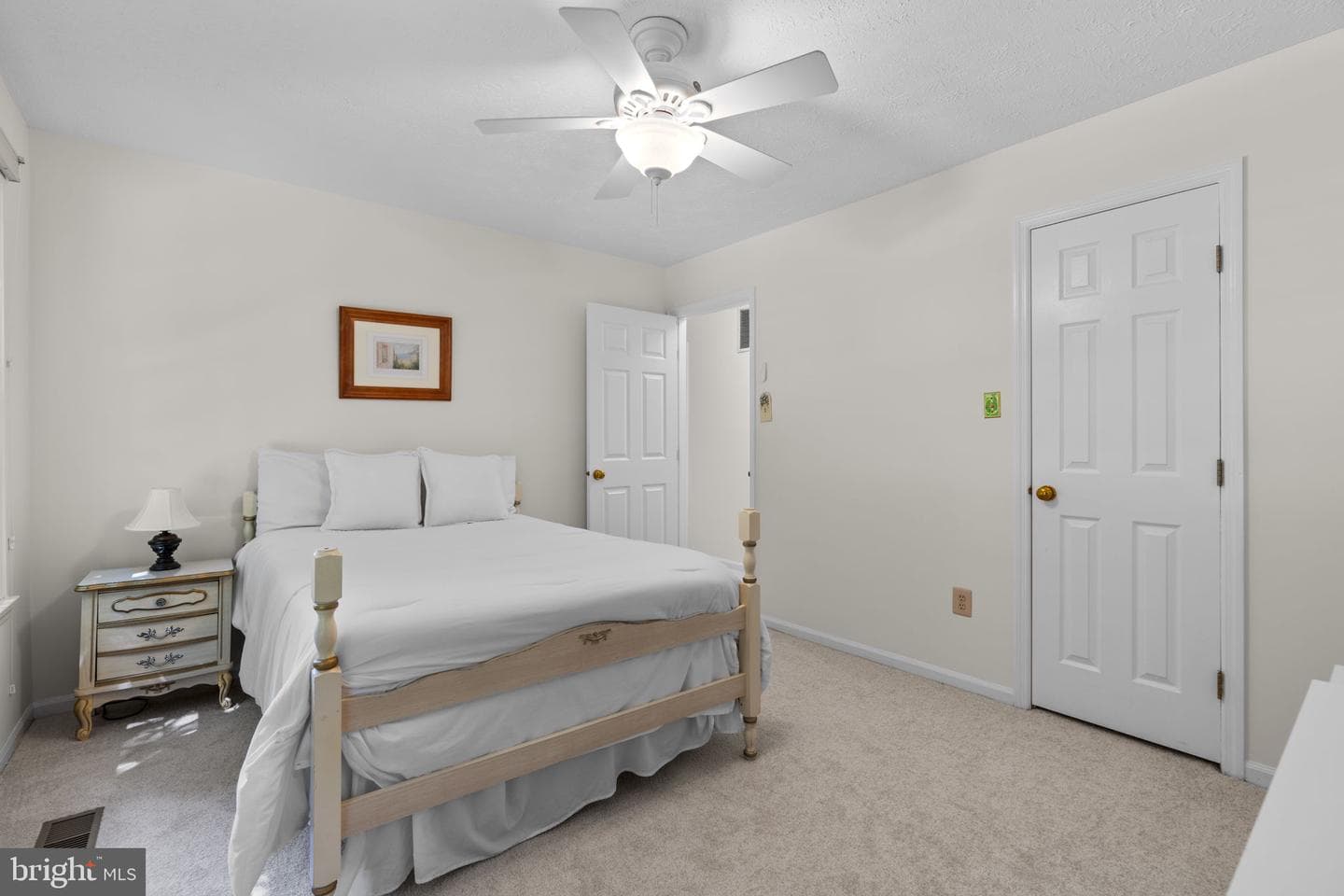 8366 Chestnut Farm Lane photo 30
