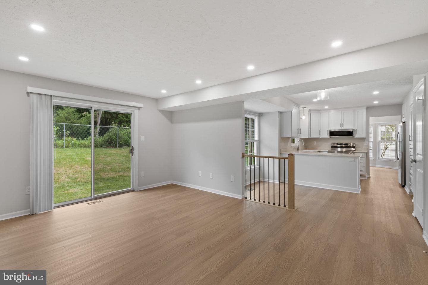 9520 Windbeat Way photo 8