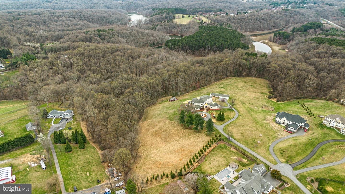 12425 Hill Crest photo 28