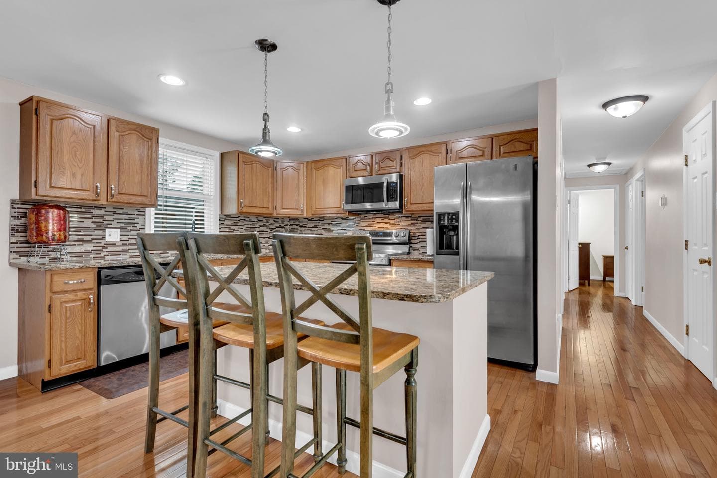 9301 N Laurel Road photo 11