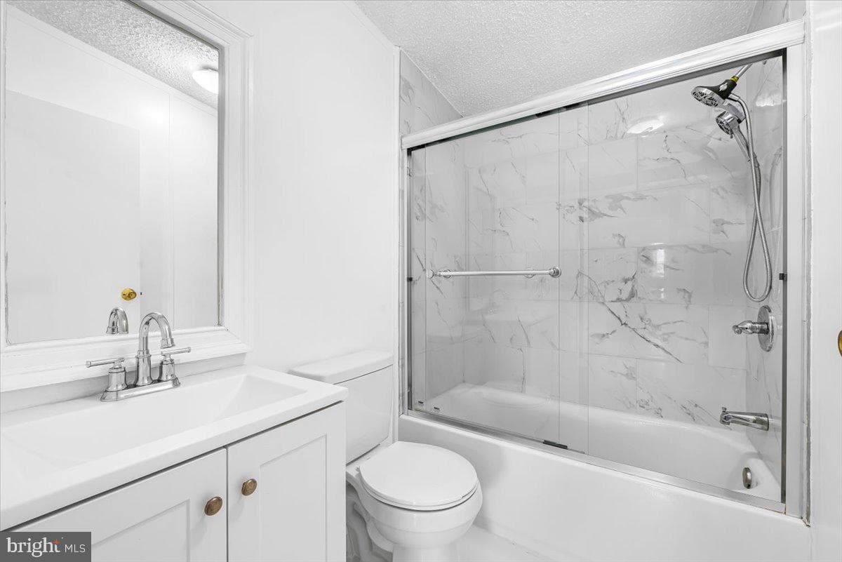 13 Midway Avenue photo 23
