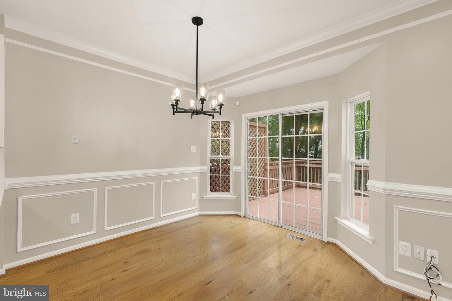 5748 Goldfinch Court photo 28
