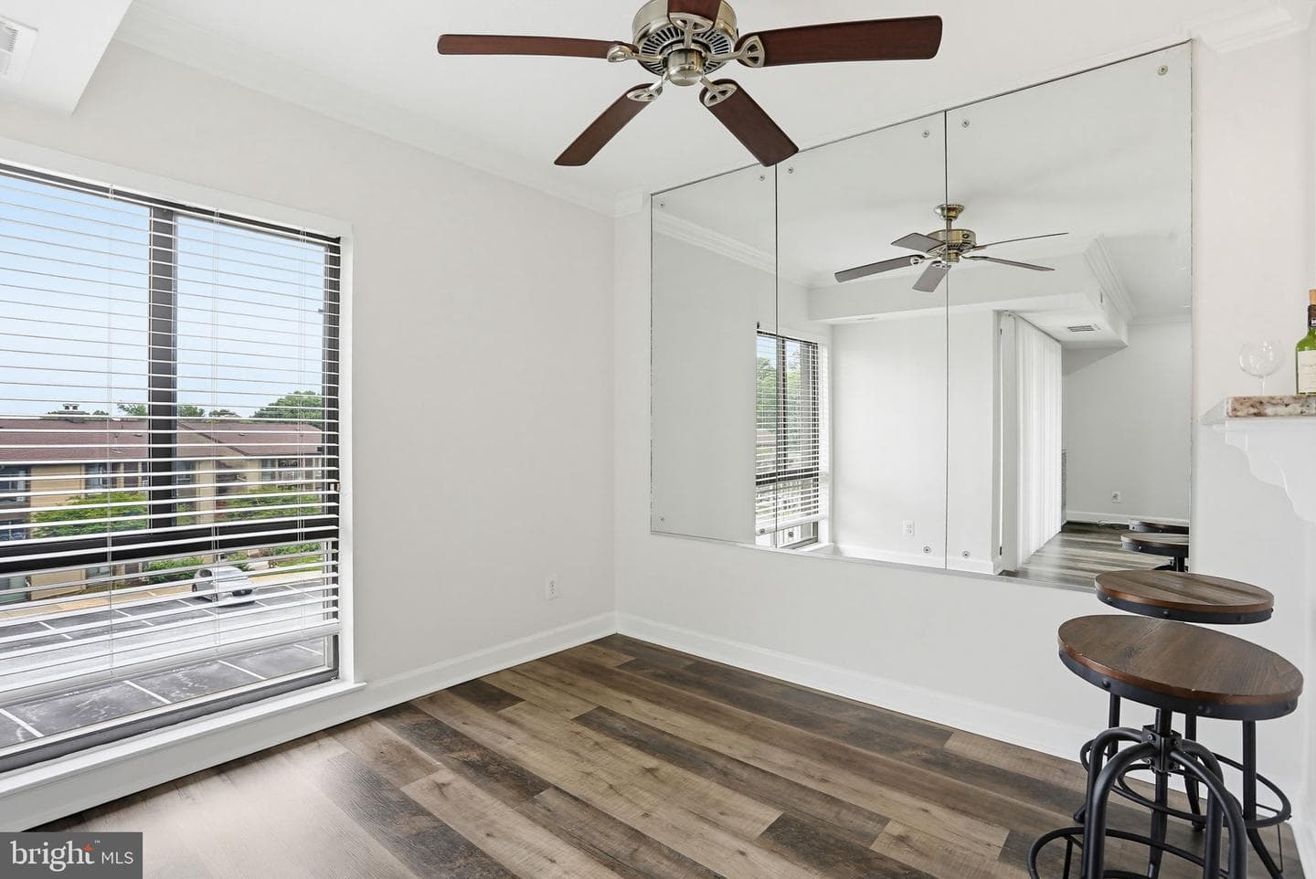6081 Majors Lane #12 photo 16