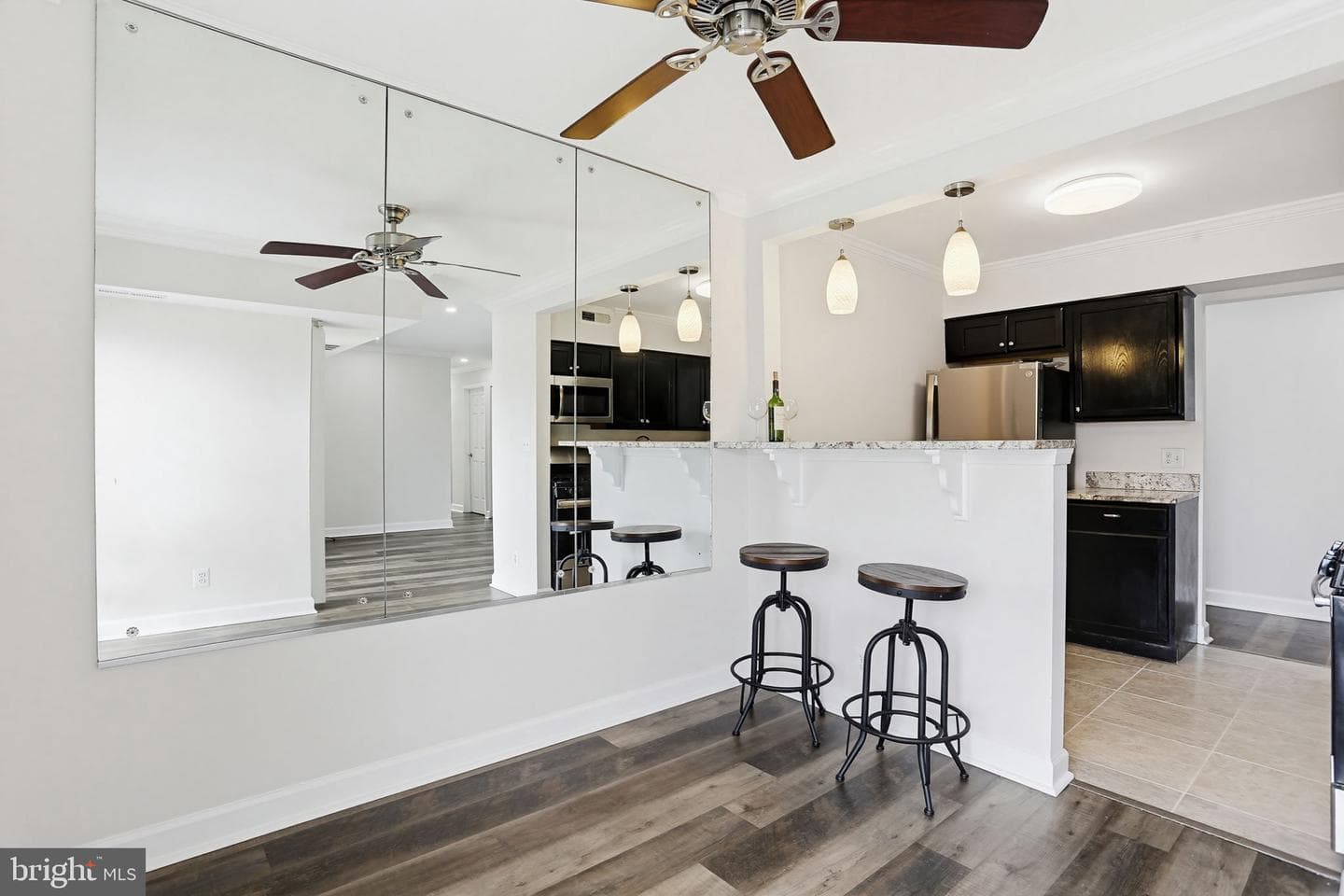 6081 Majors Lane #12 photo 17