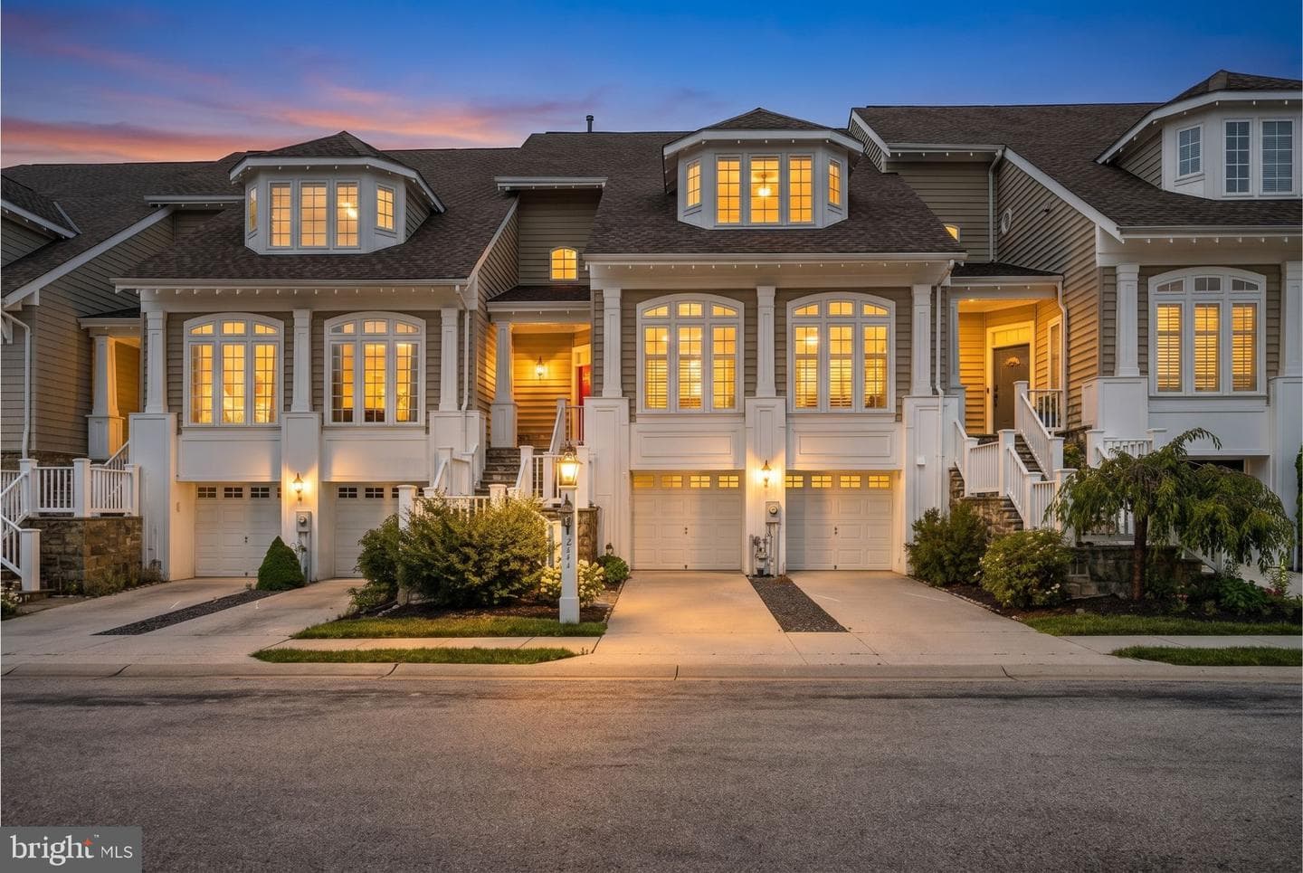 8741 Lake Edge Drive, Laurel