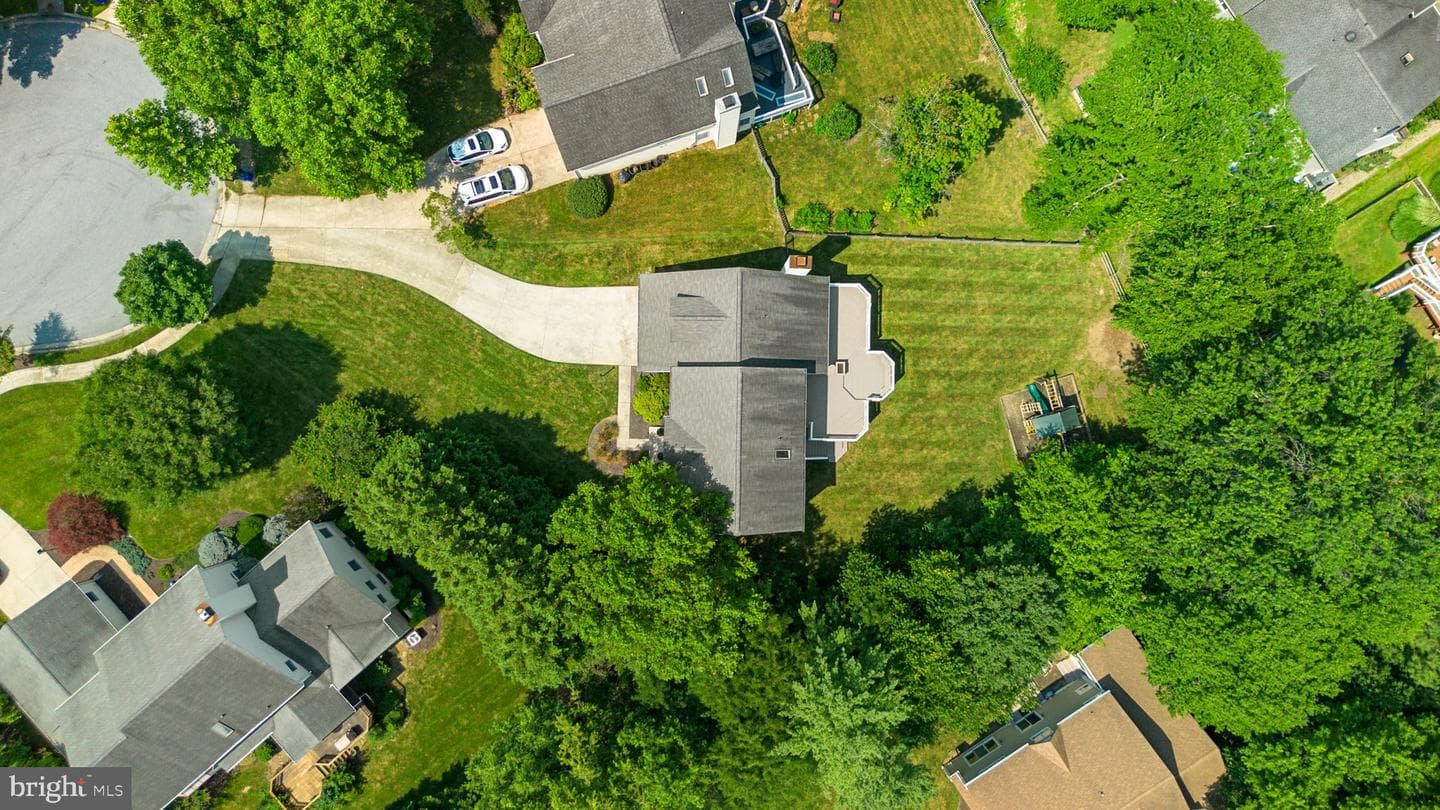 8308 Spring Breeze Court photo 64
