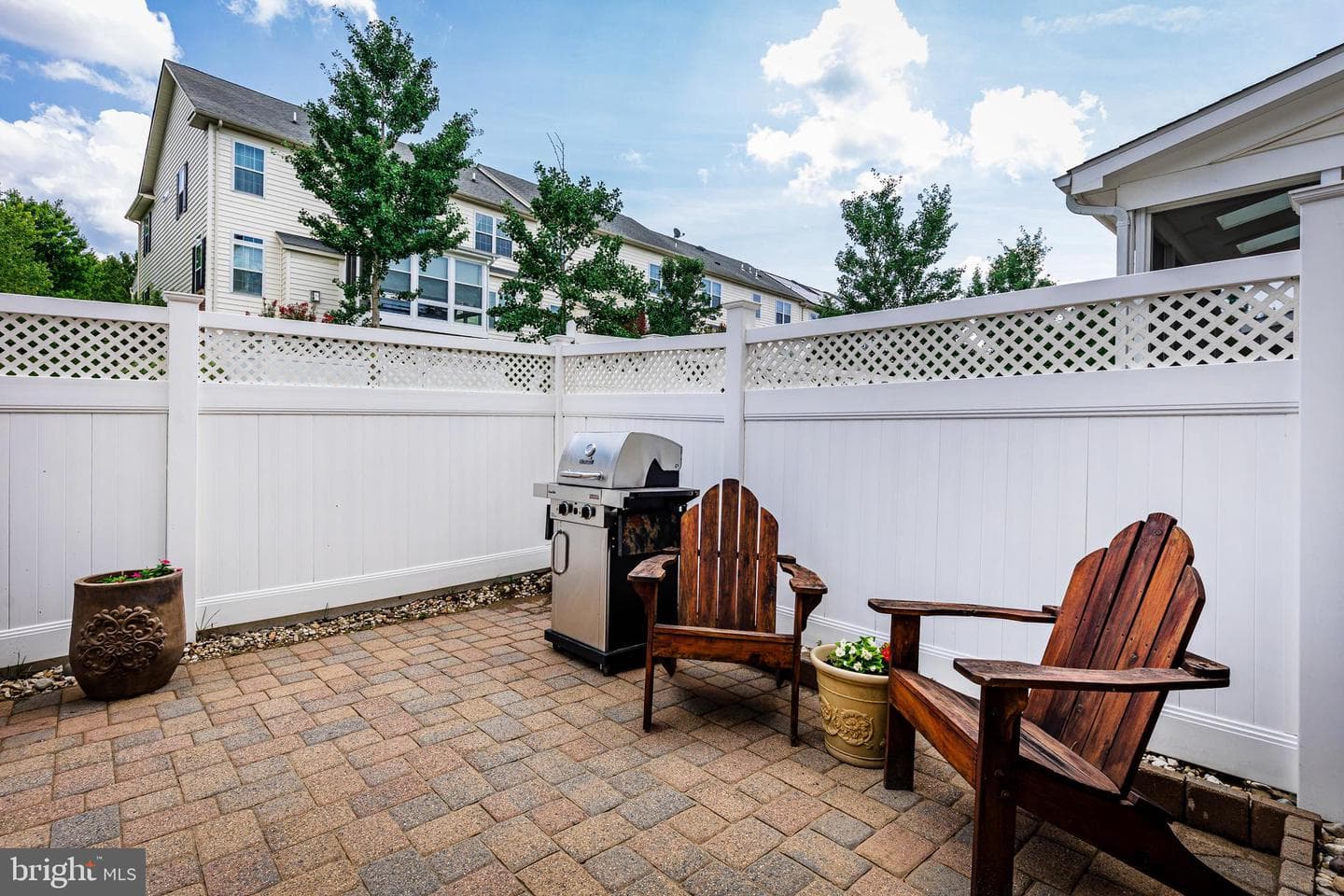 2608 Queensland Drive photo 33