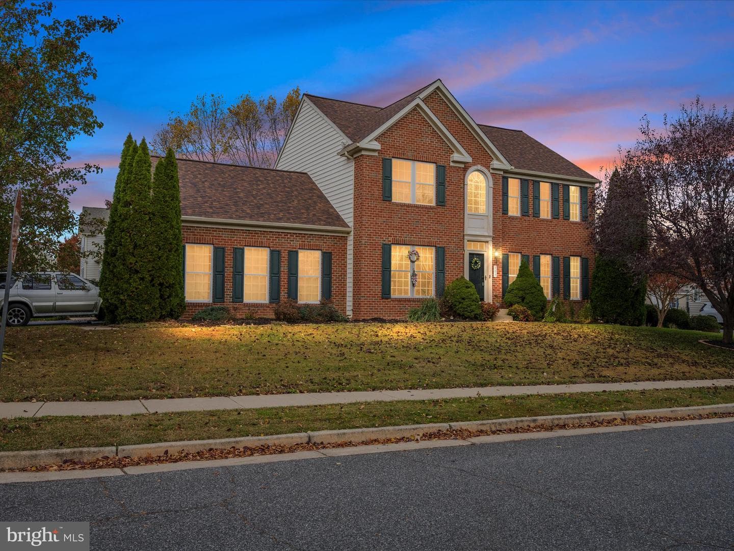 100 Adela Way photo 2