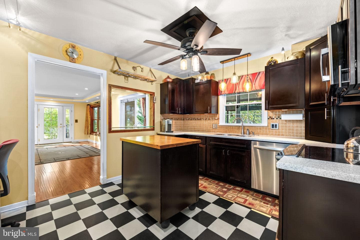 8620 Park Drive photo 46