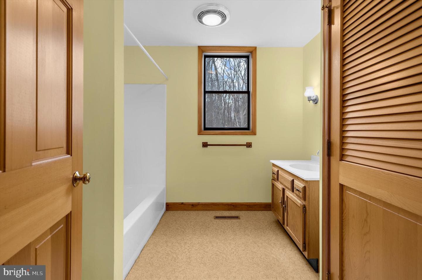12400 Woods Road photo 11