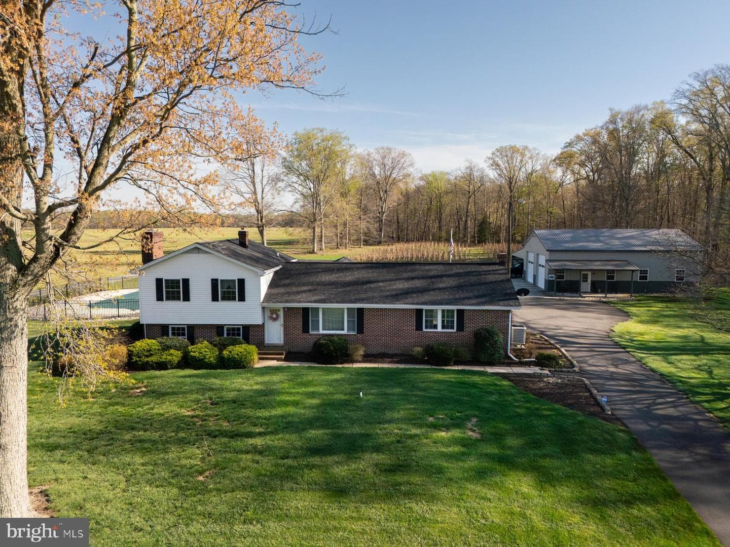 34203 Cypress Road photo 1
