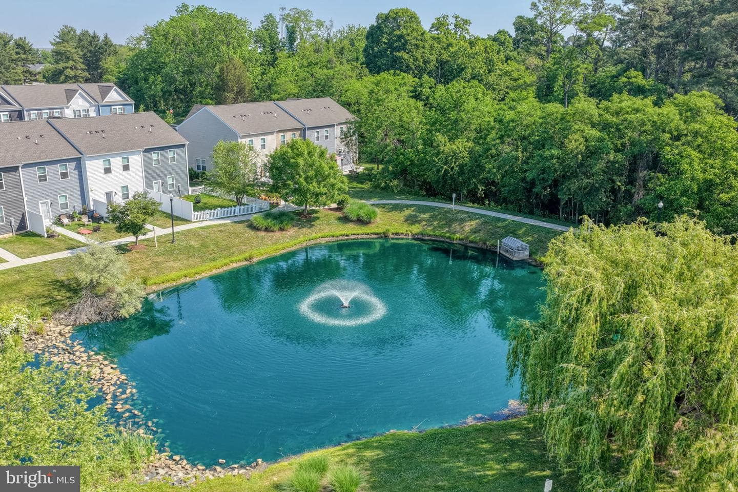 102 Flying Cloud Drive photo 10