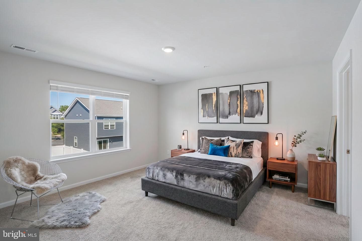 102 Flying Cloud Drive photo 37