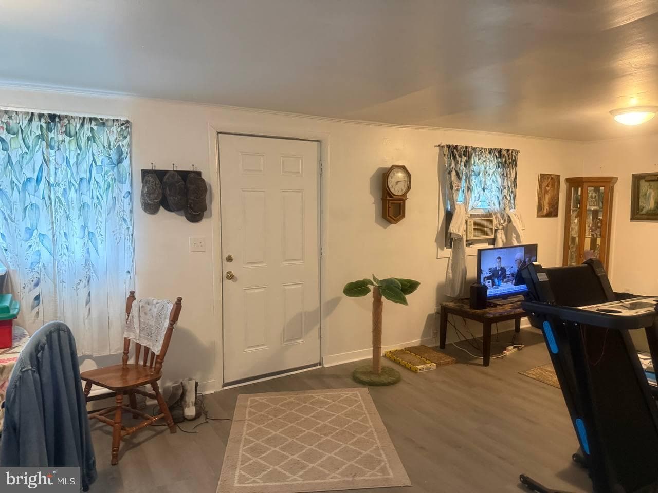 21899 Lovers Lane photo 3