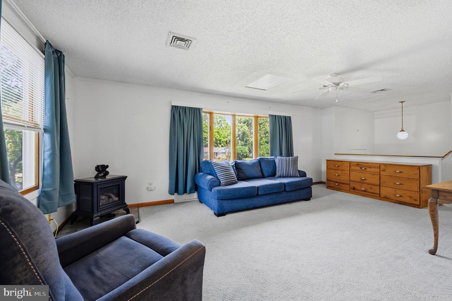 200 Manor Avenue photo 10