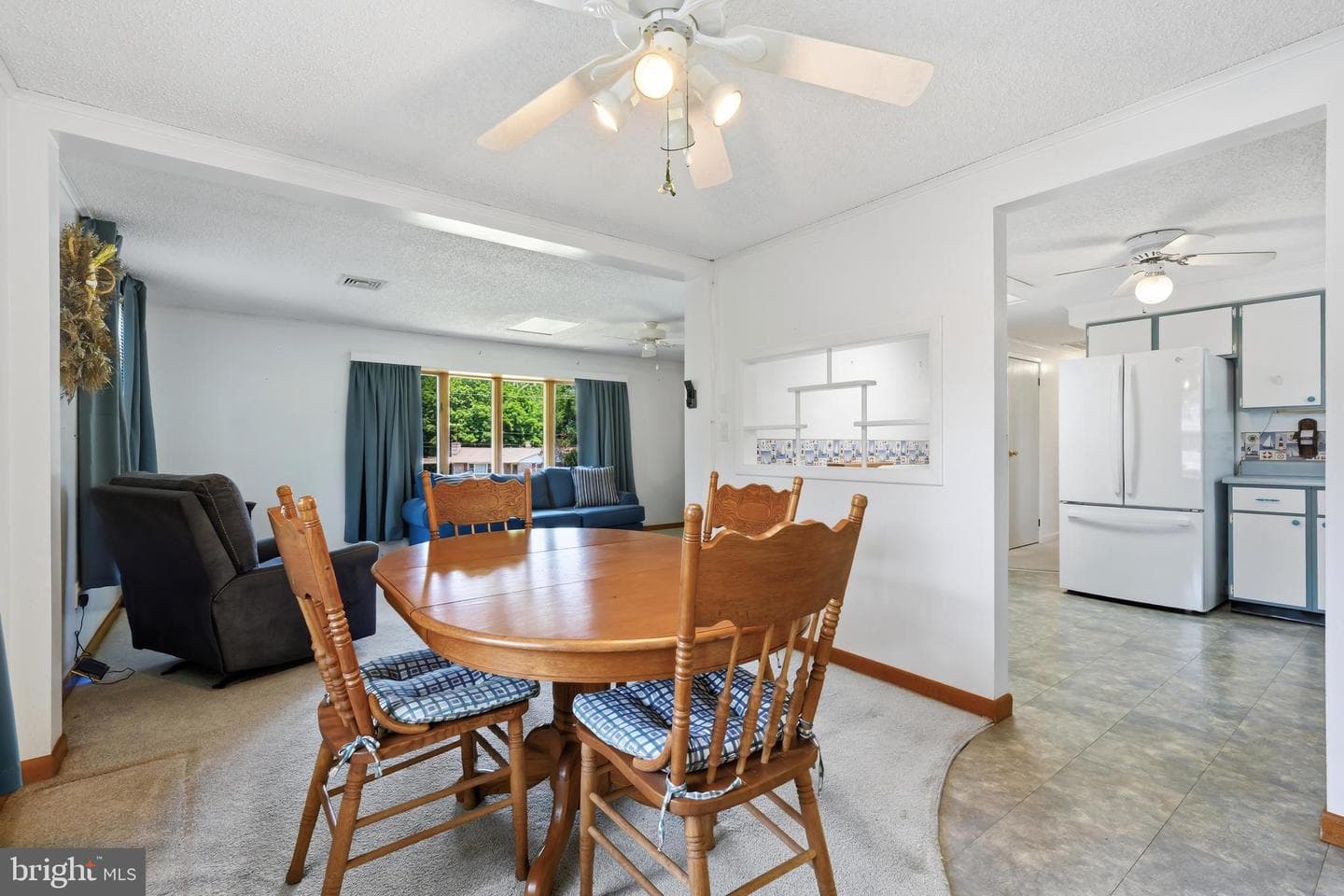 200 Manor Avenue photo 12
