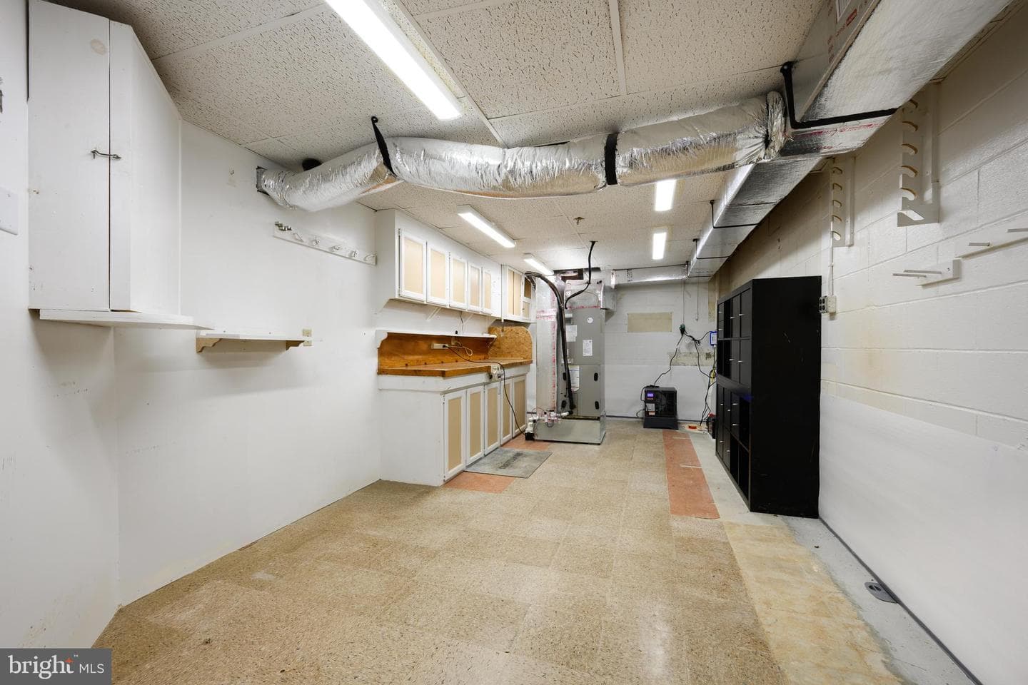 200 Manor Avenue photo 31