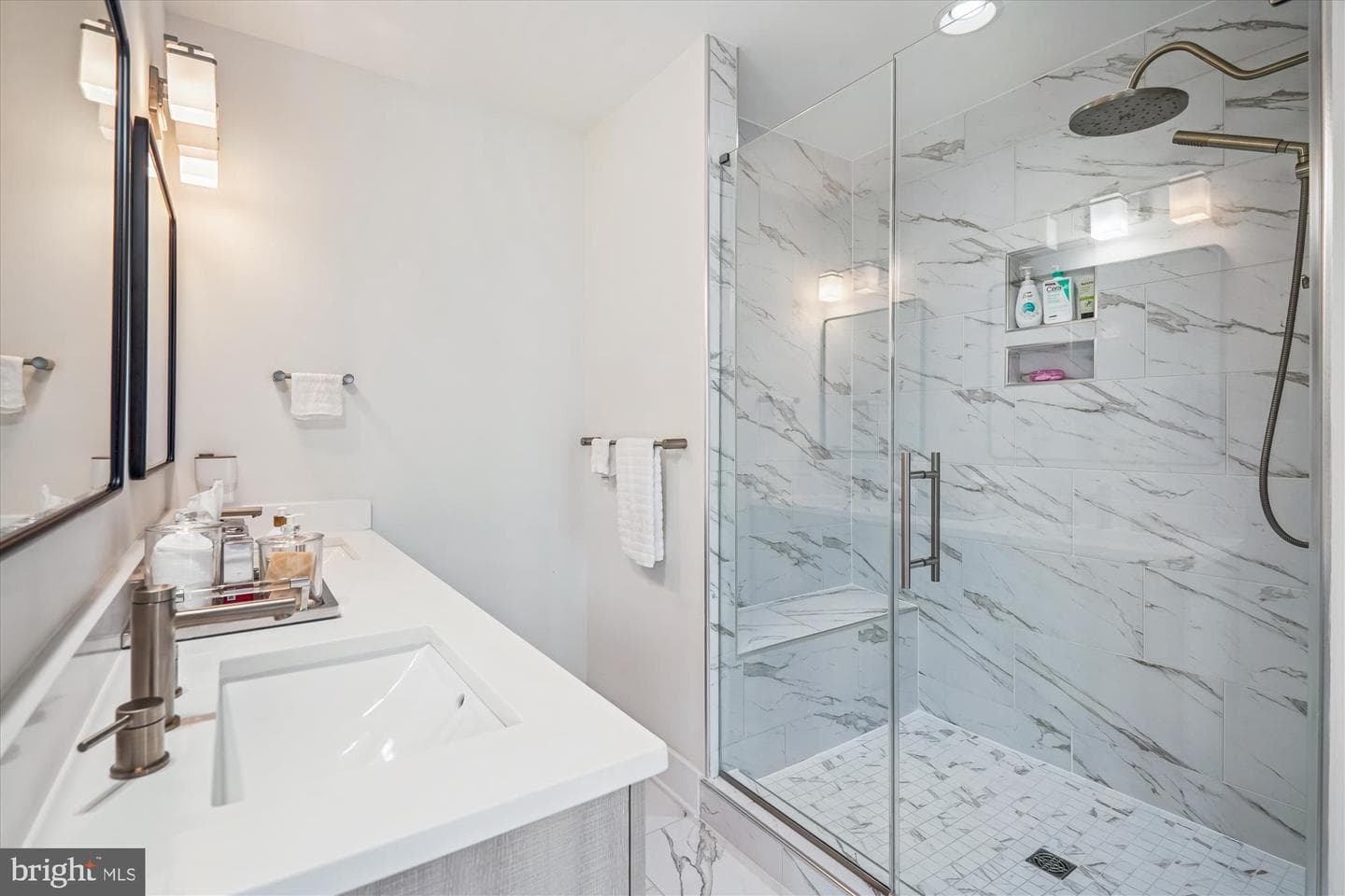 8229 River Road photo 21