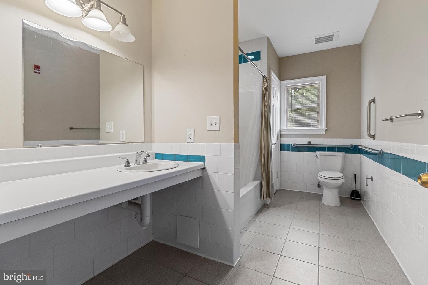 17734 Norwood Road photo 39