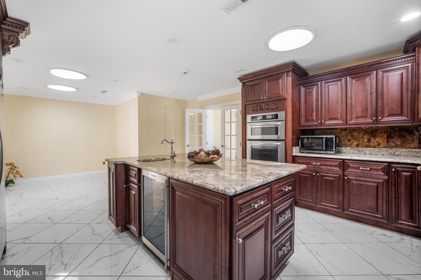 4104 Tulare Drive photo 14