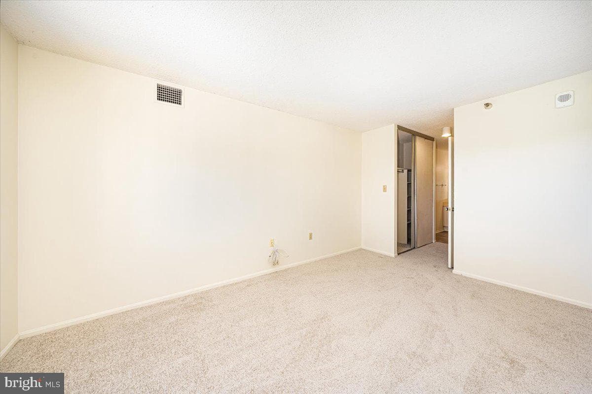 15101 Interlachen Drive #1-807 photo 36