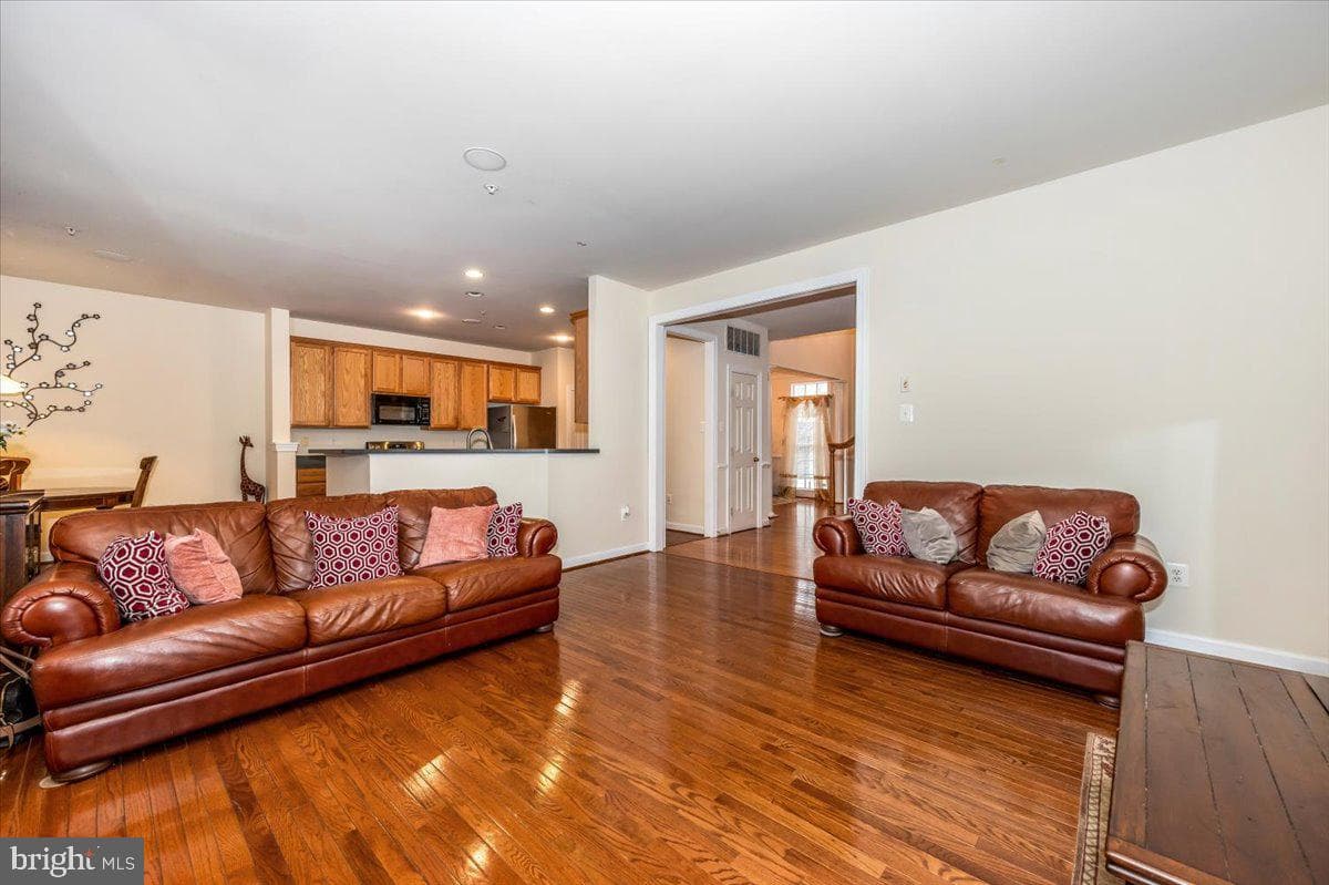 23418 Tailor Shop Place photo 5