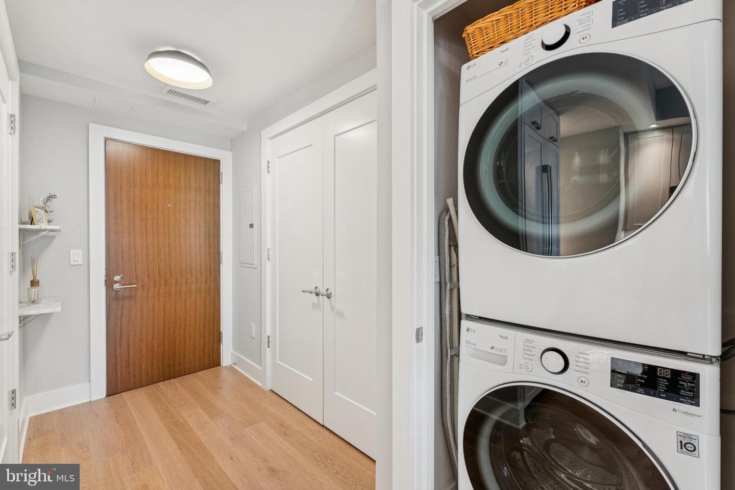4960 Fairmont Avenue #904 photo 9