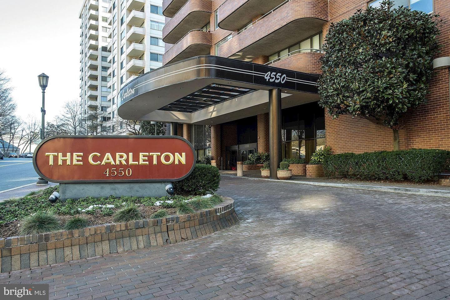 4550 N Park Avenue #814 photo 25