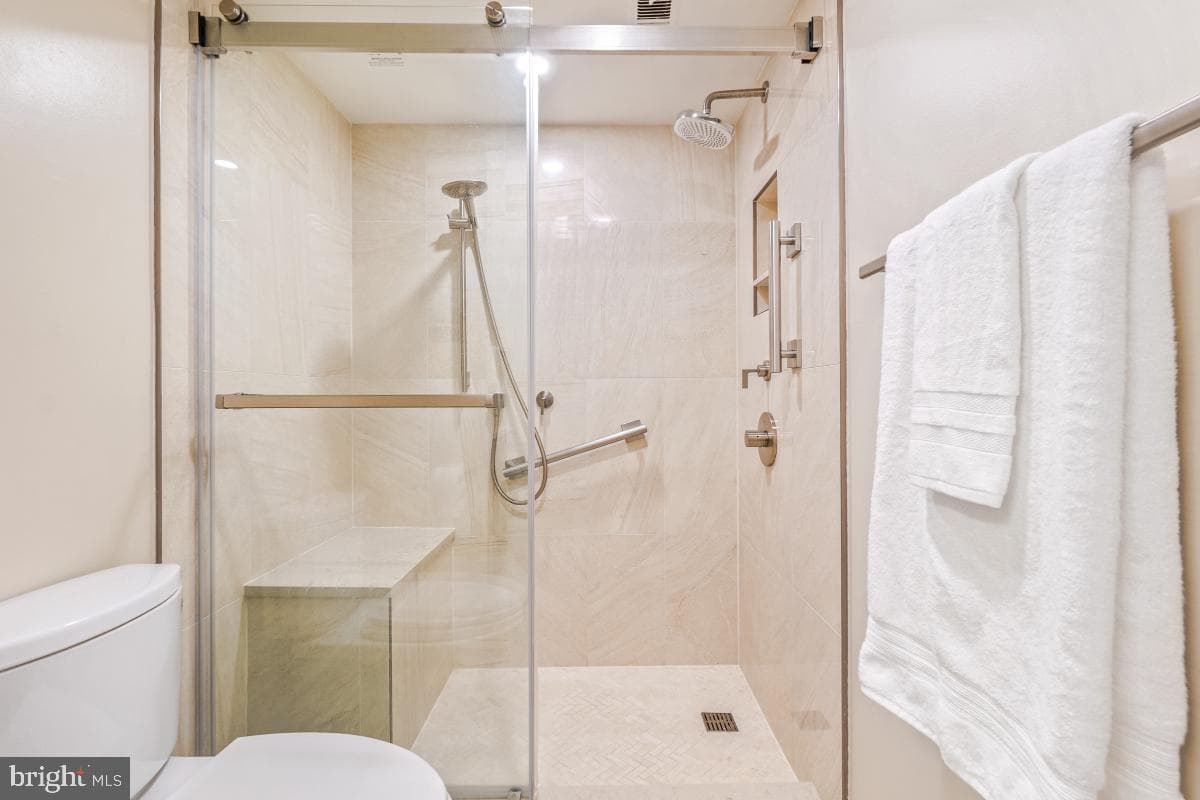 7401 Westlake Terrace #215 photo 31