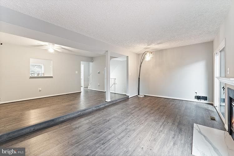 11111 Weatherburn Place photo 7