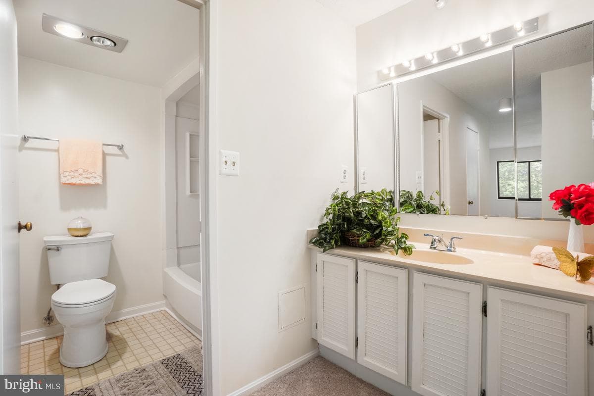 15107 Interlachen Drive #2-321 photo 26