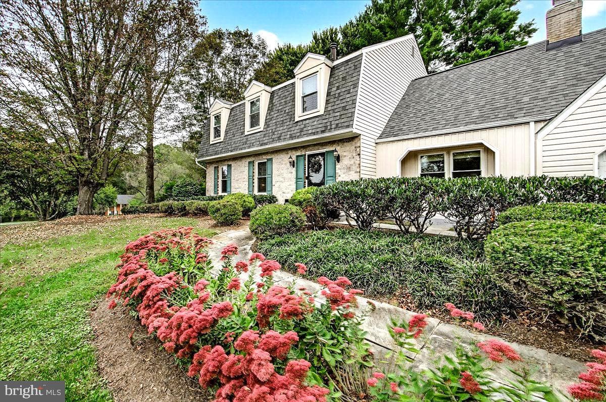 21800 Glendalough Road photo 4