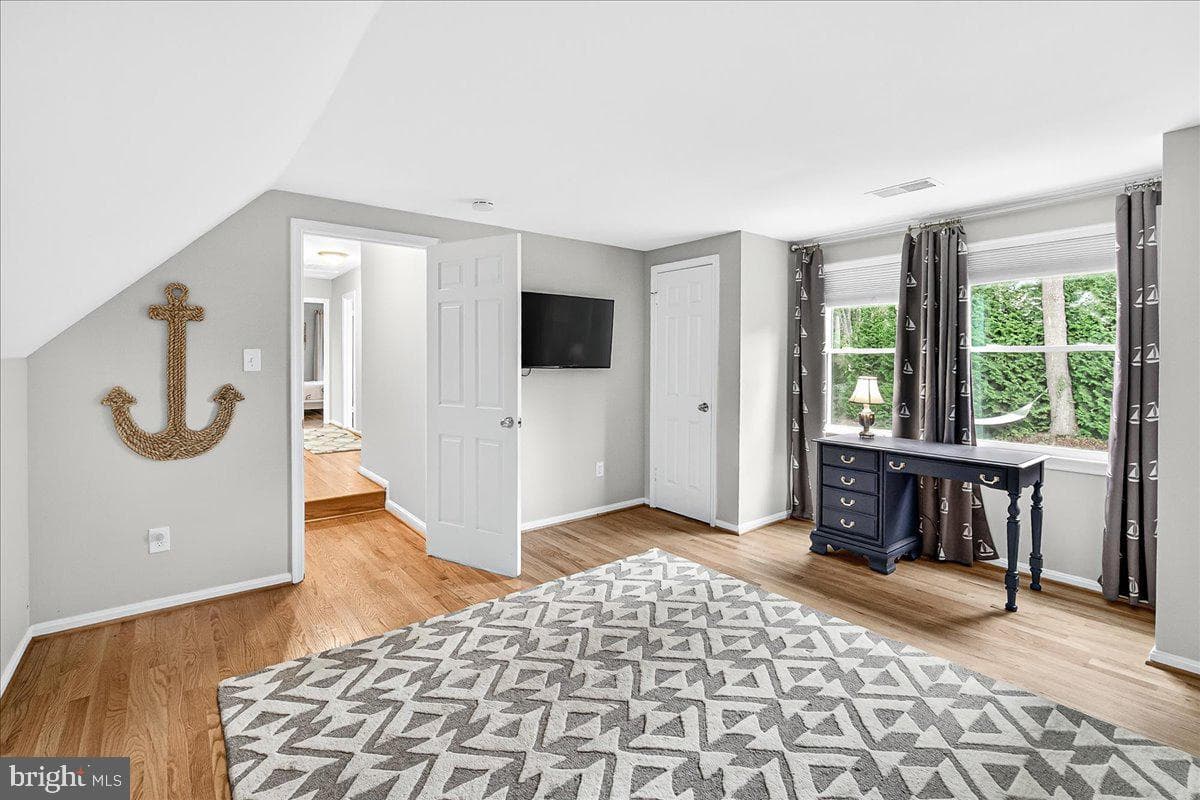 21800 Glendalough Road photo 50