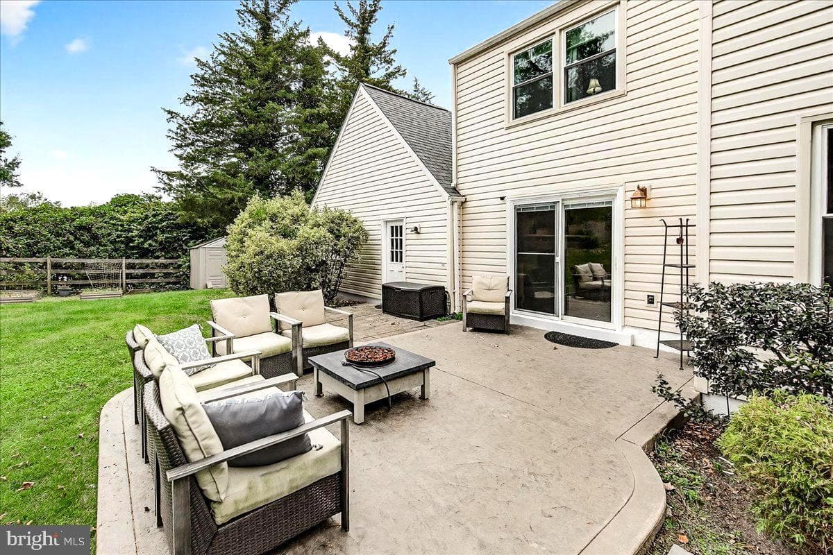 21800 Glendalough Road photo 8