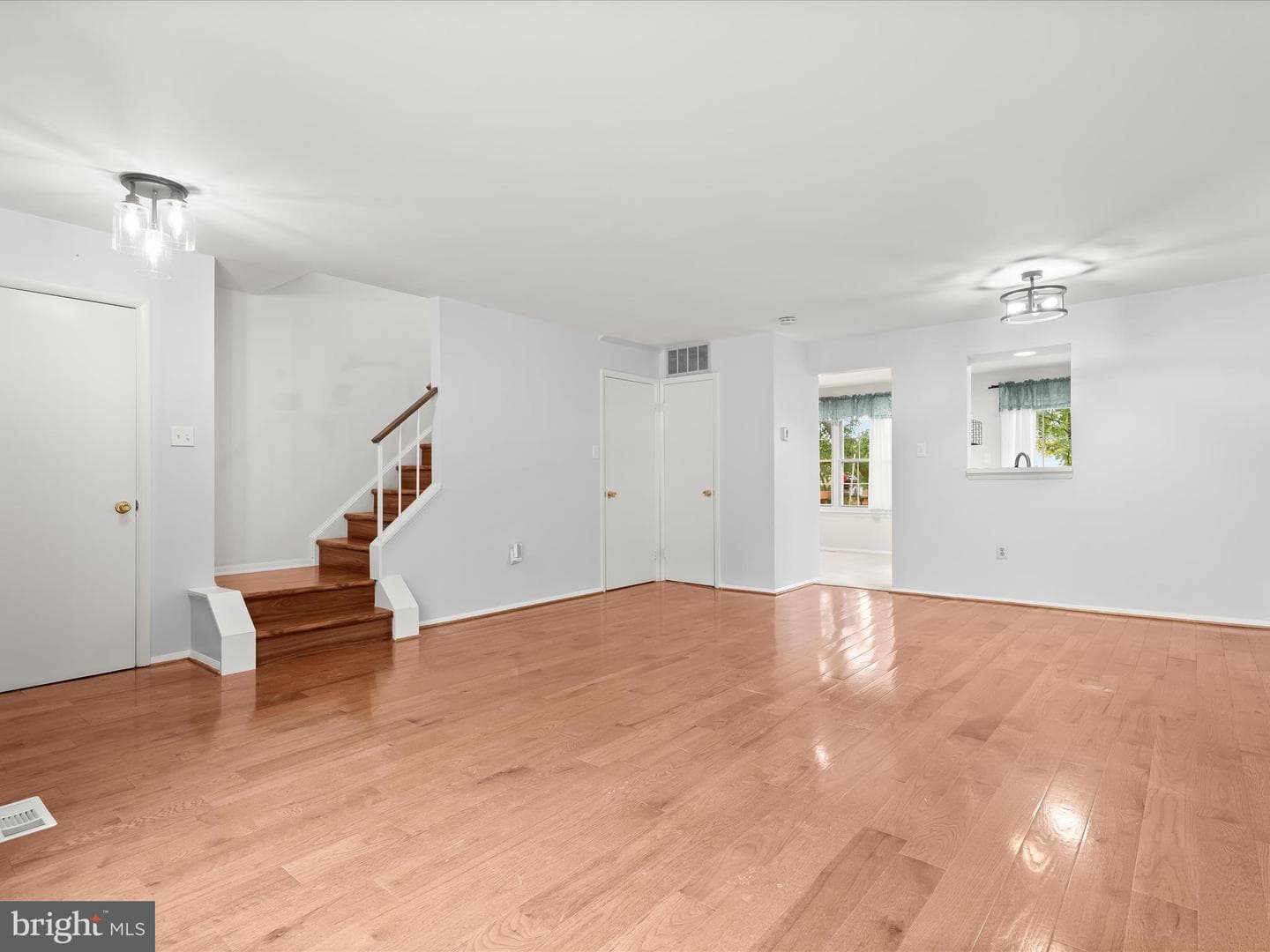 18508 Crabapple Place photo 4