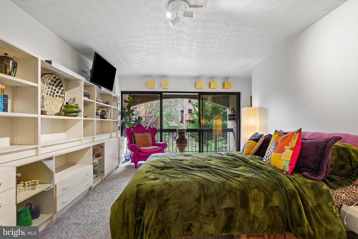 5233 King Charles Way #1-5 photo 16