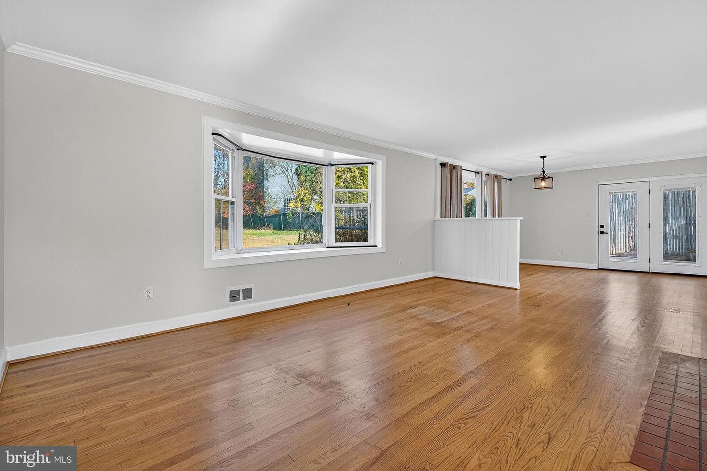 7 Shaw Avenue photo 6