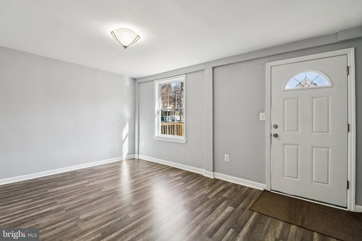 11515 Orebaugh Avenue photo 26