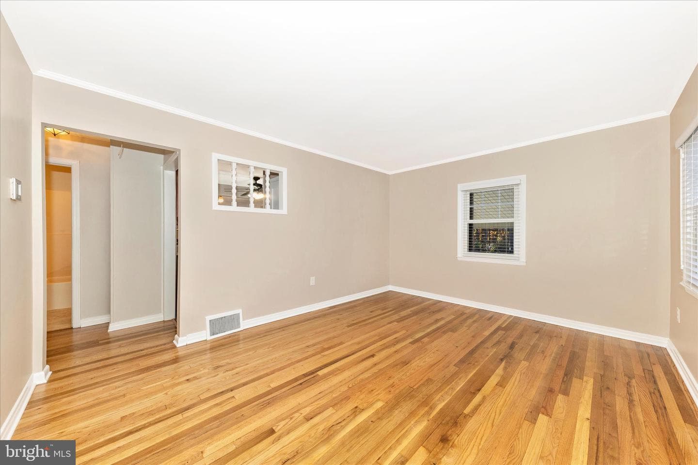 4410 Fernhill Road photo 3
