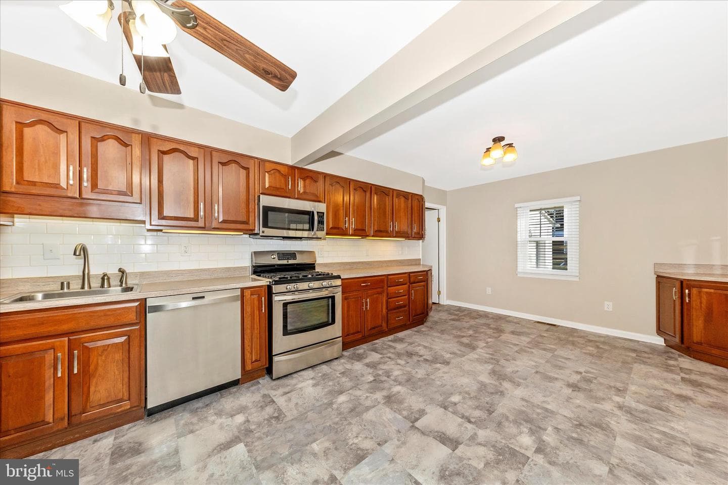 4410 Fernhill Road photo 8