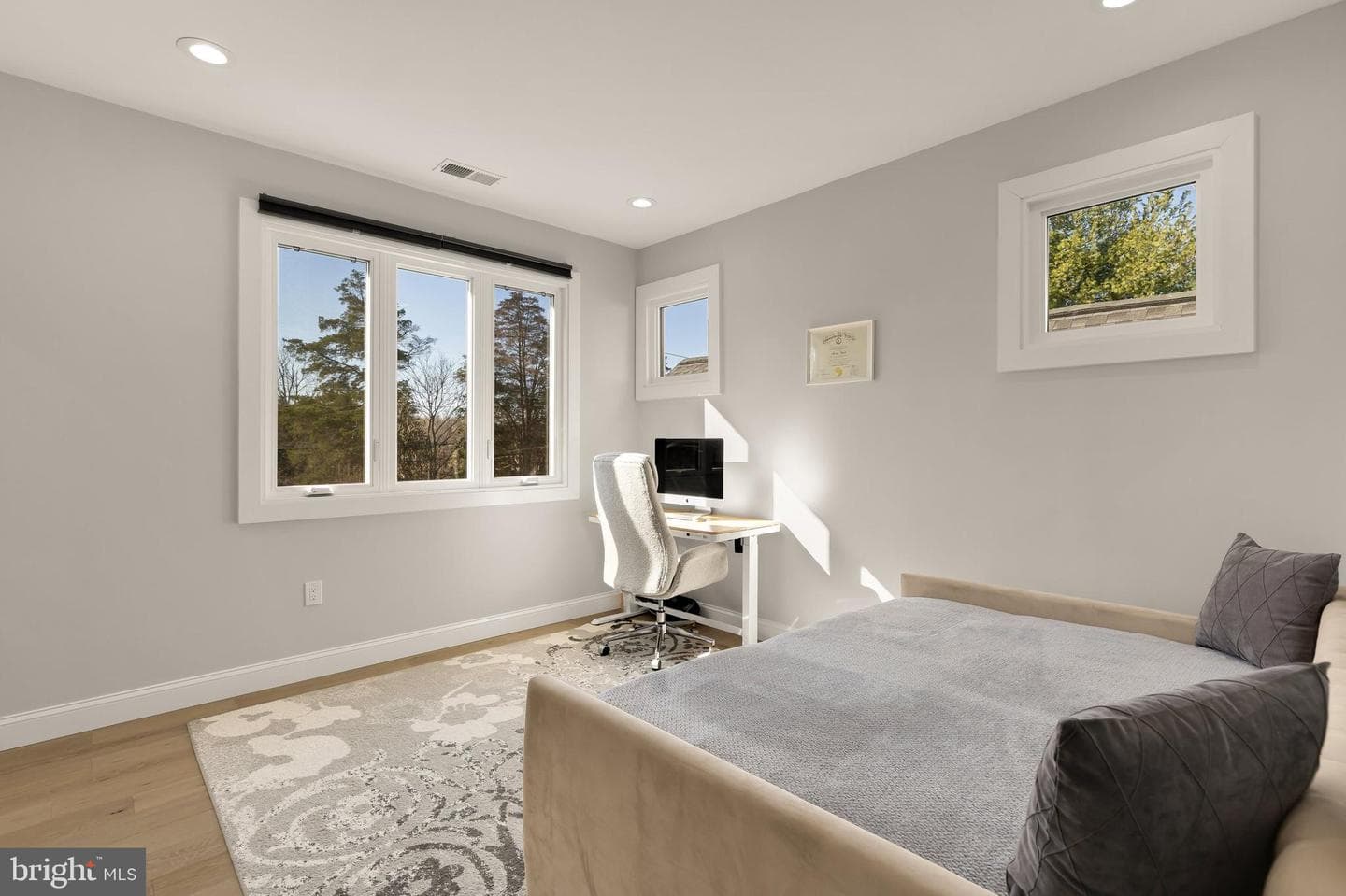 14051 Esworthy Road photo 27