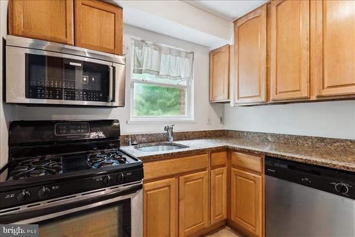 116 Lee Avenue #112 photo 30