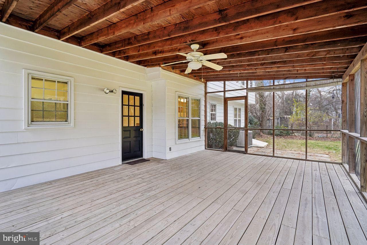 8020 Lakenheath Way photo 29
