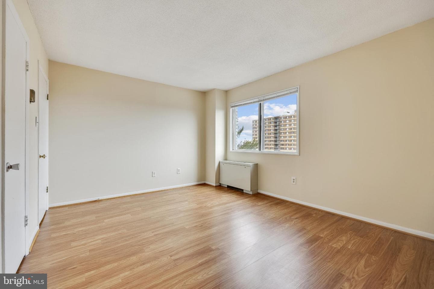 1121 University Boulevard W #907-B photo 15