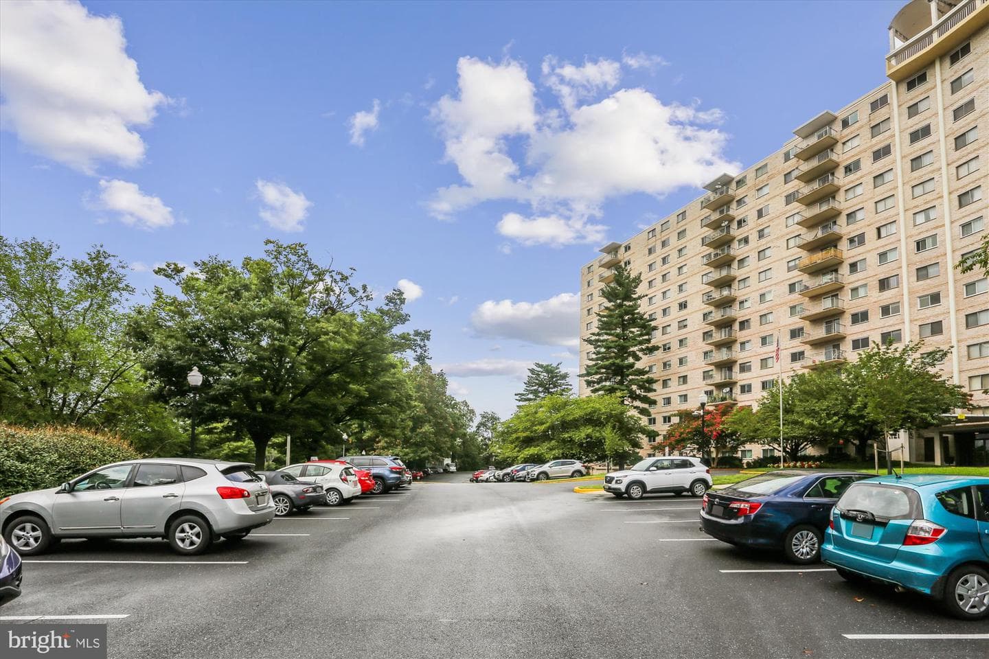 1121 University Boulevard W #907-B photo 25