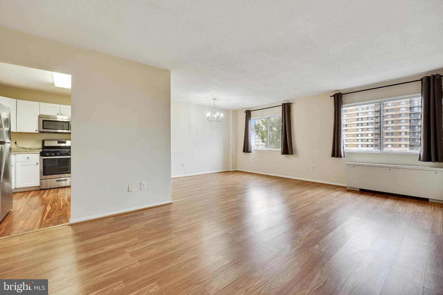 1121 University Boulevard W #907-B photo 9