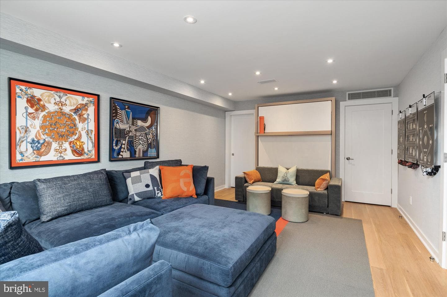 7313 Woodmont Avenue #r photo 26