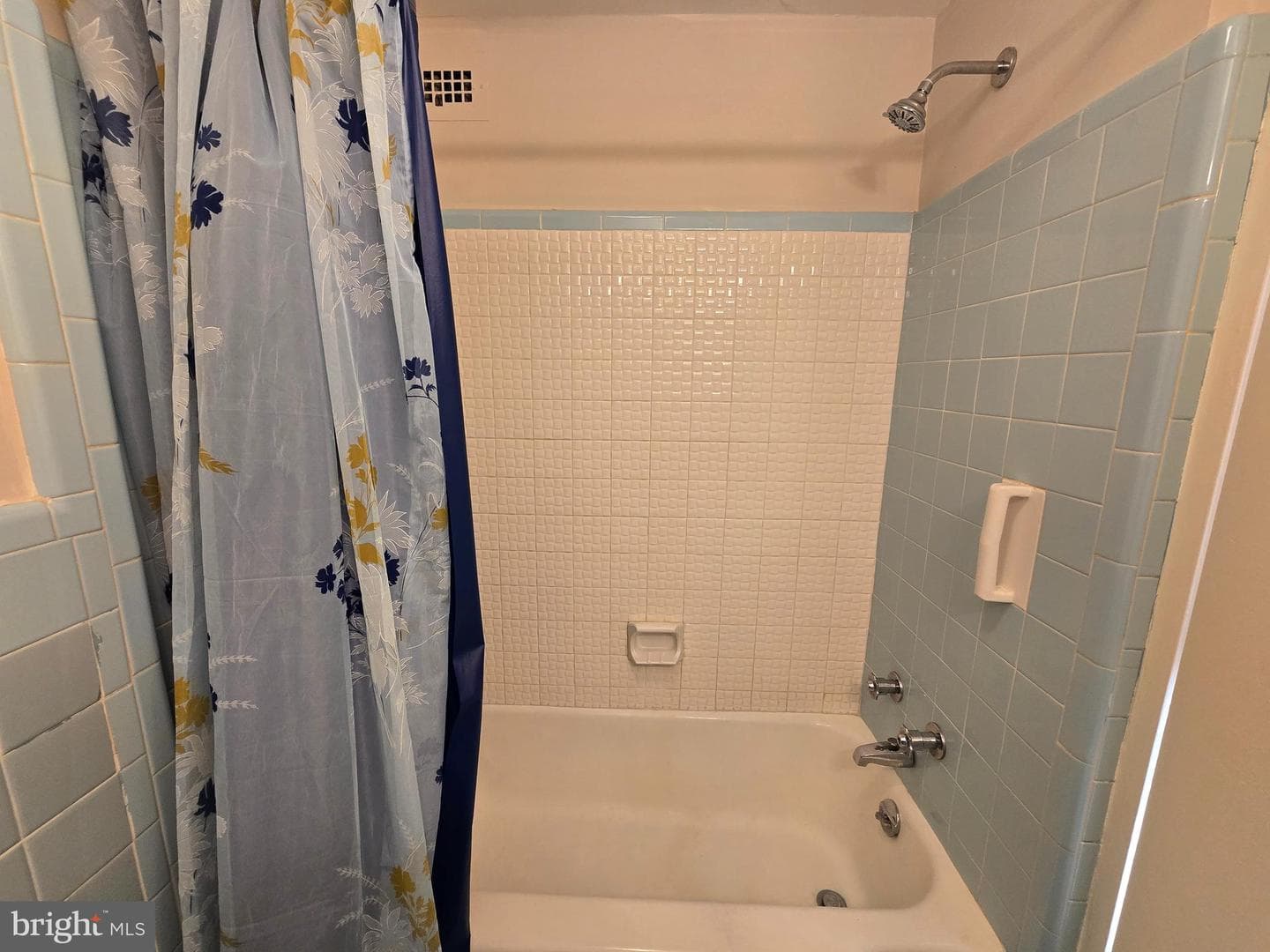 10201 Grosvenor Pl # 527 photo 39