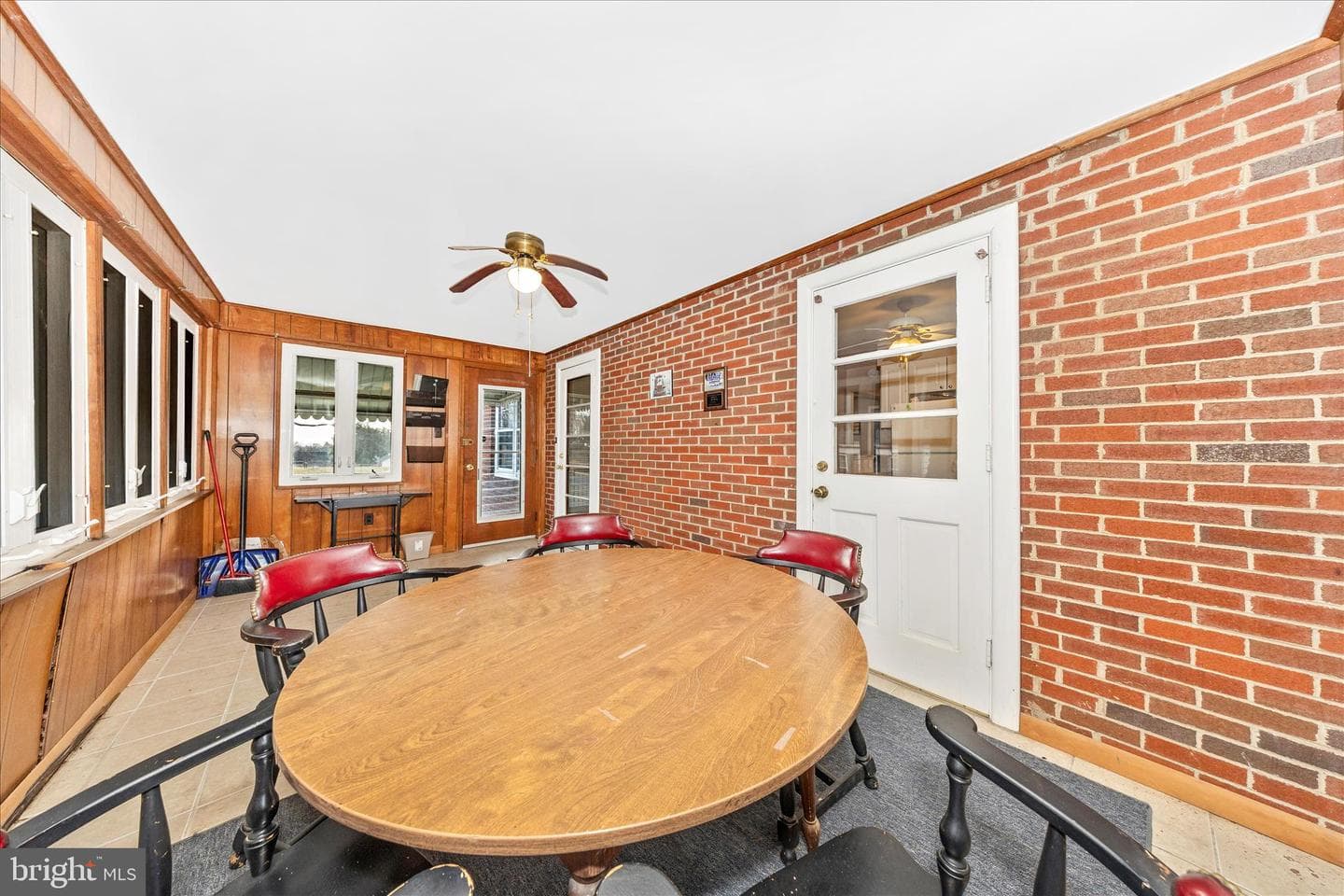 26120 Mount Vernon Avenue photo 17
