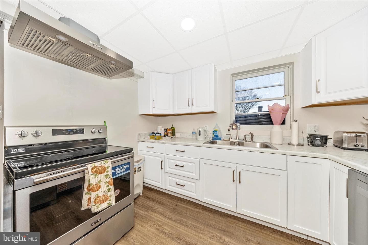 26120 Mount Vernon Avenue photo 5